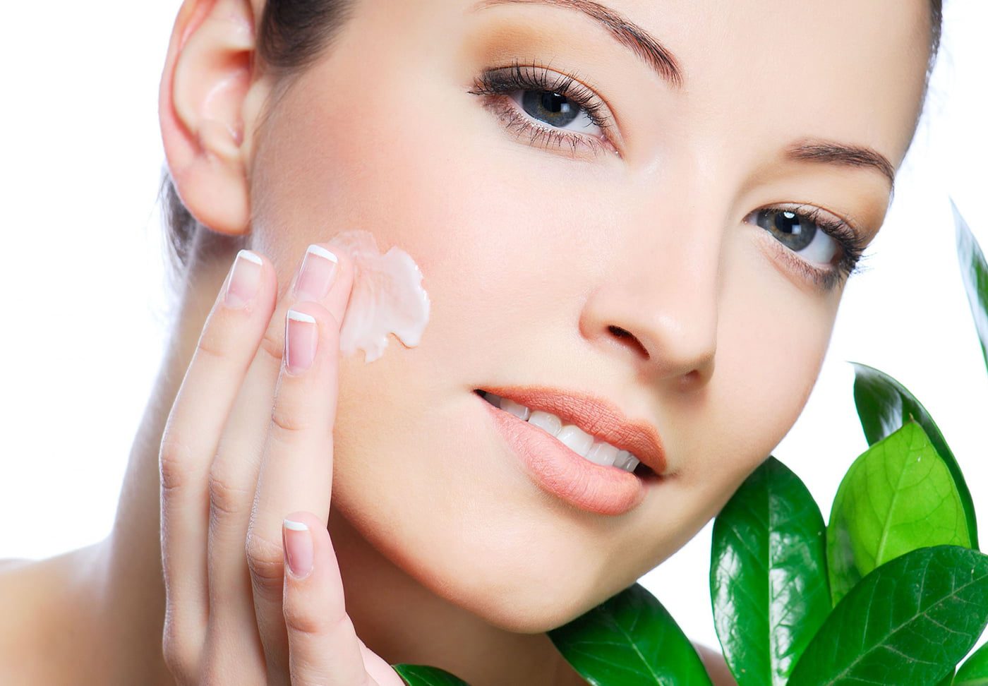 Як доглядати за шкірою обличчя в домашніх умовах