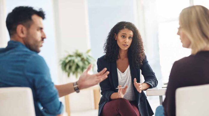 Конфлікти без стресу: як спокійно вирішувати непорозуміння