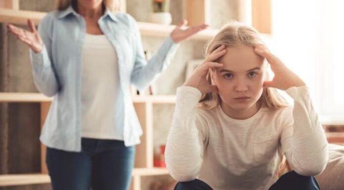 Як впоратися з критикою: конструктивне сприйняття та захист від негативу