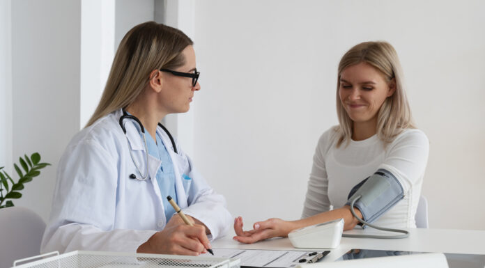 Медичний чекап: список обов’язкових обстежень для жінок у 20, 30, 40 та 50+ років