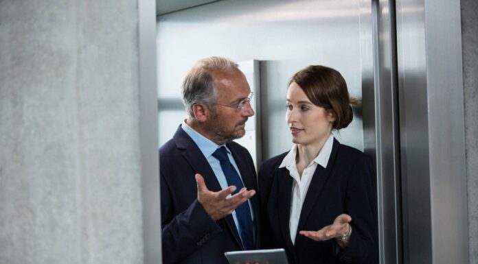 Сучасний етикет: правила спілкування в мережі, на роботі та в громадських місцях