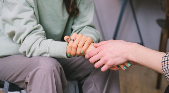 Як навчитися просити про допомогу і чому це ознака сили, а не слабкості?